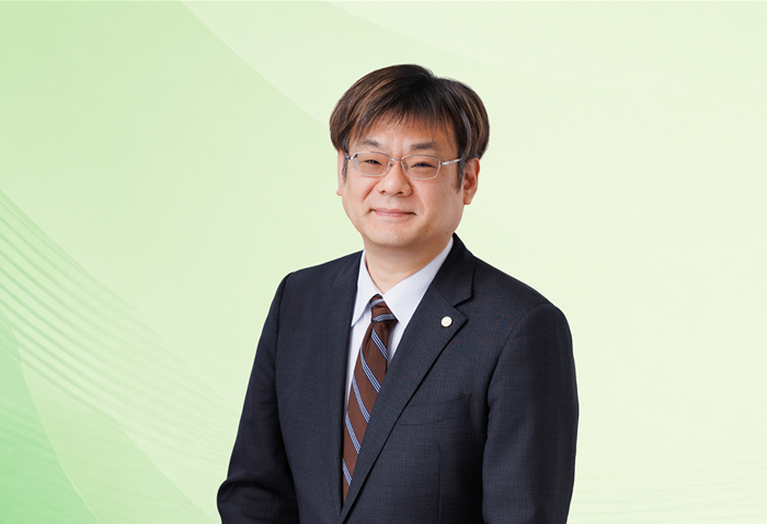 代表行政書士 高見 裕樹